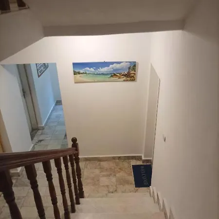 Къща за гости Casa Bianca - Summer Residency 3*